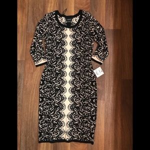 NEW w/ tags!! Beautiful Print Sweater dress!